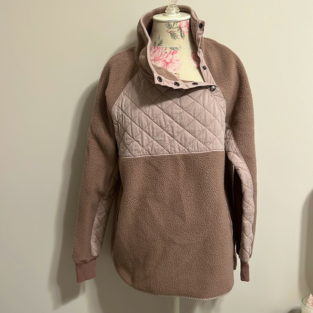 Abercrombie & Fitch Half Button Sherpa Sweatshirt